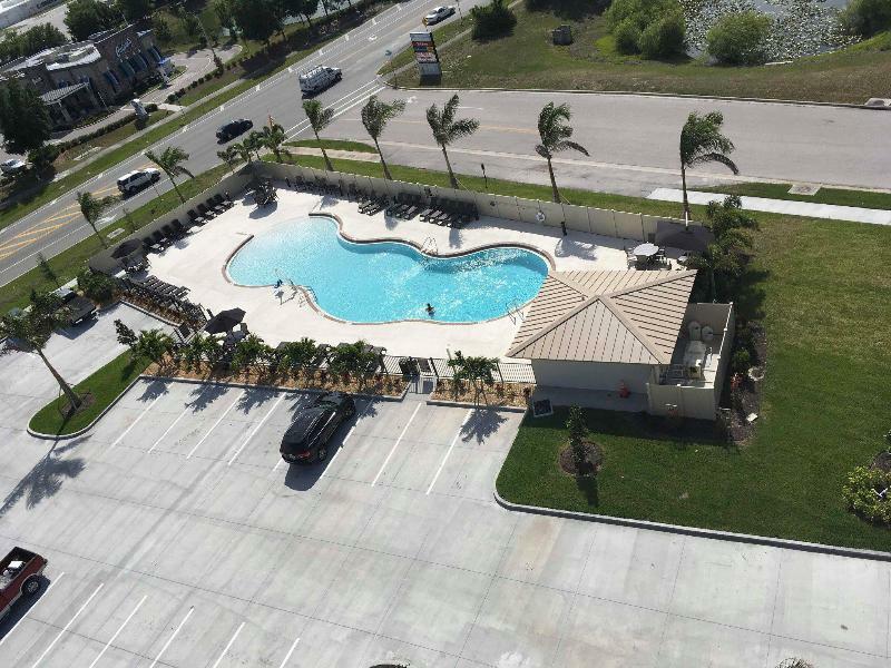Magnolia Pointe; BW Signature Collection Fruitville Exterior foto